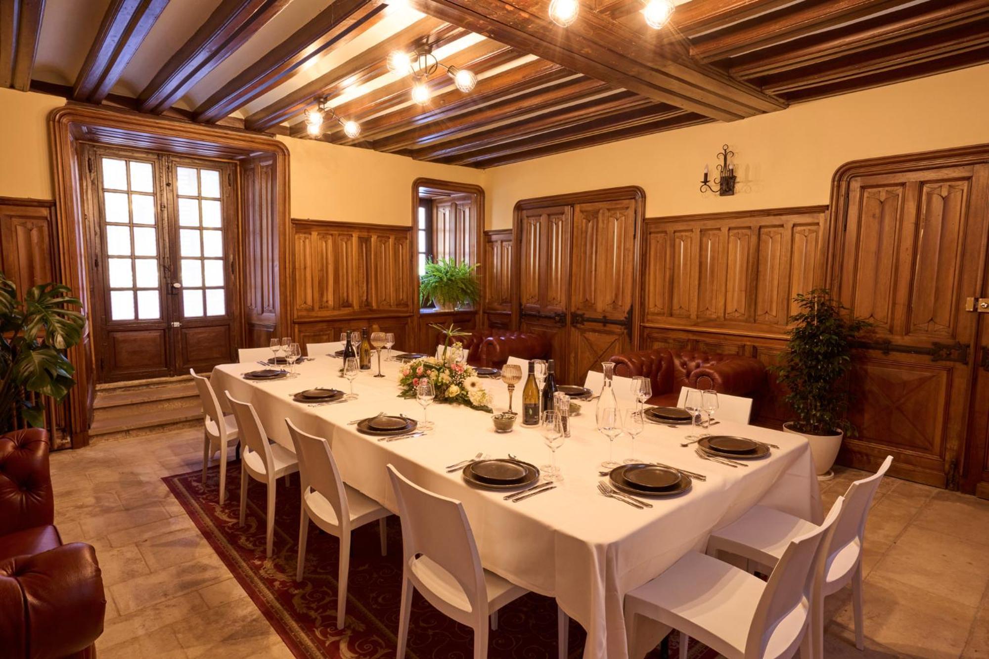 Domaine De La Commanderie De Ballan Kültér fotó