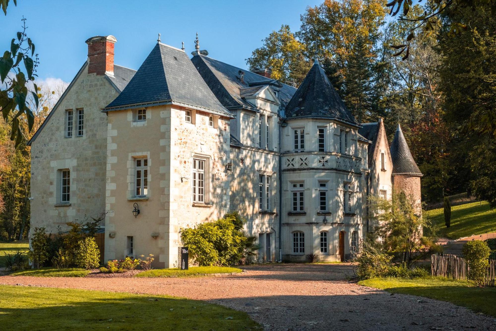 Domaine De La Commanderie De Ballan Kültér fotó